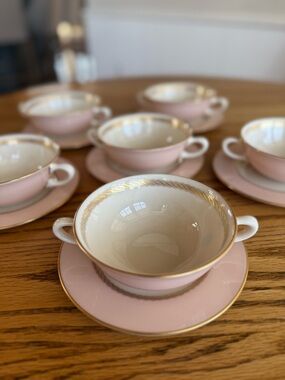 🌸PARIS BOUTIQUE HOTEL🌸 Set of 6 Double-Handled Soup Bowls and Saucers